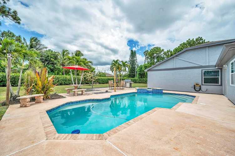 340 SW Paar Drive Port Saint Lucie, FL 34953