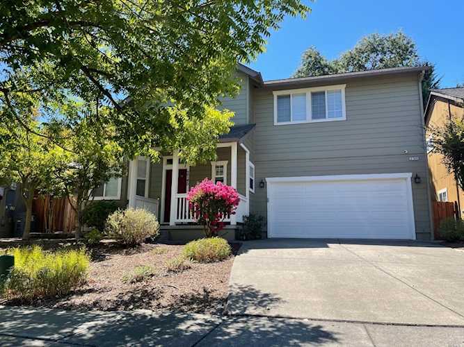 2745 Marlow Court Santa Rosa, CA 95403 | MLS 322079246 Photo 1