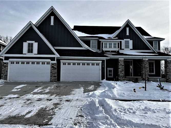 6995 Lucy Ridge Lane Chanhassen, MN 55317