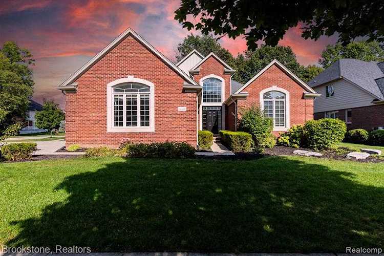 54402 Sassafras, Shelby Twp, MI 48315 in Glen Oaks|Macomb MLS# 60133050 Photo 1