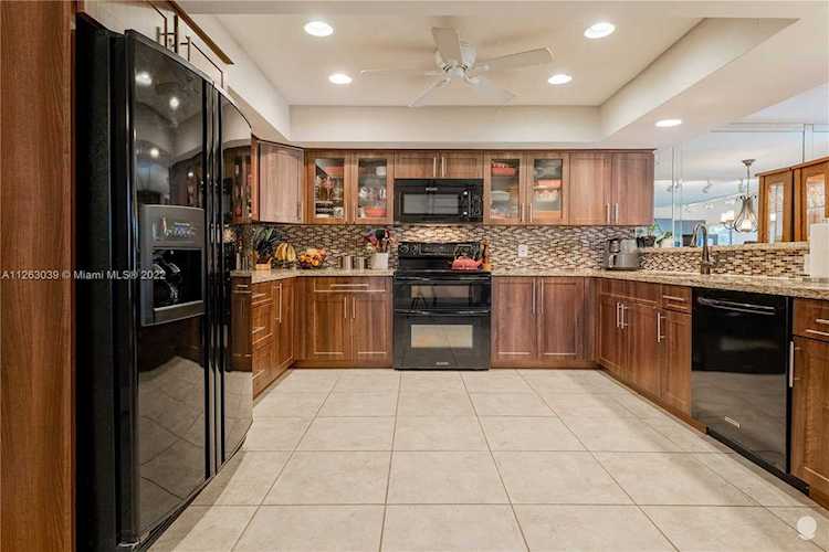 2824 N 34th Ave #7 Hollywood, FL 33021