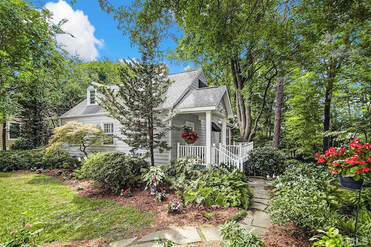 1600 Bickett Boulevard Raleigh, NC 27608