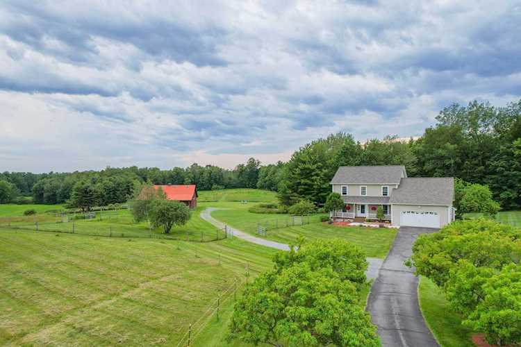 Bean Group | 372 Lake Rd Milton 05468 VT | home for sale Photo 1