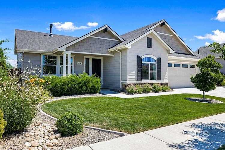 2074 N Foudy Ave Eagle, ID 83616