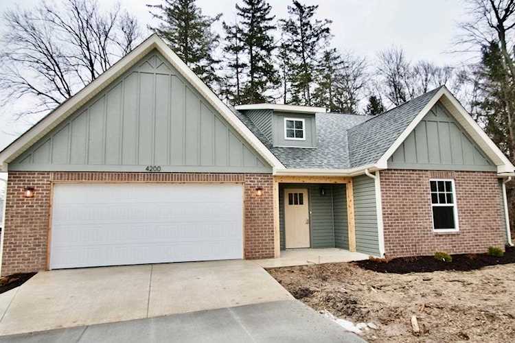 39 Palomino Court Muncie, IN 47304