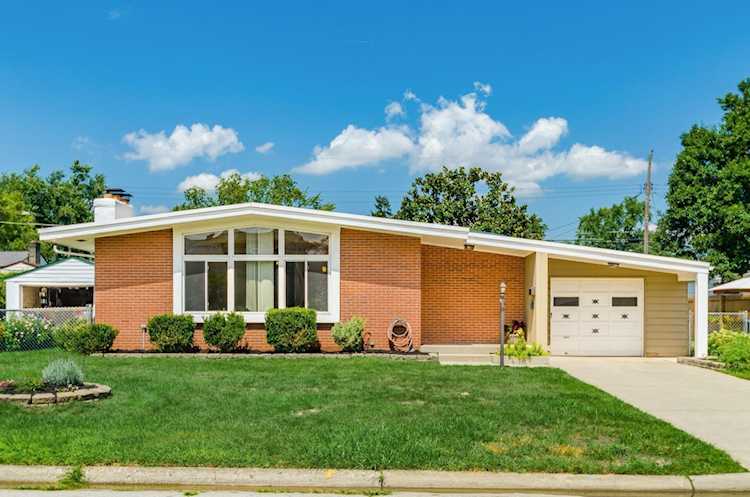 760 Island Court Columbus, OH 43214 | MLS 222032159 Photo 1