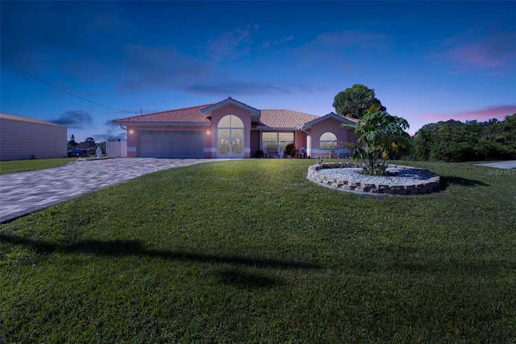 256 Coblentz St Port Charlotte, FL 33954