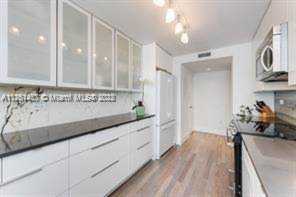 9100 W Bay Harbor Dr #6D Bay Harbor Islands, FL 33154