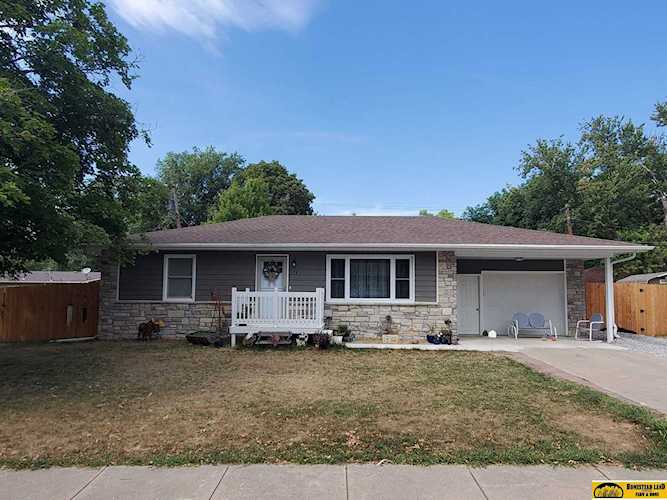 1718 Jefferson St Beatrice, NE 68310