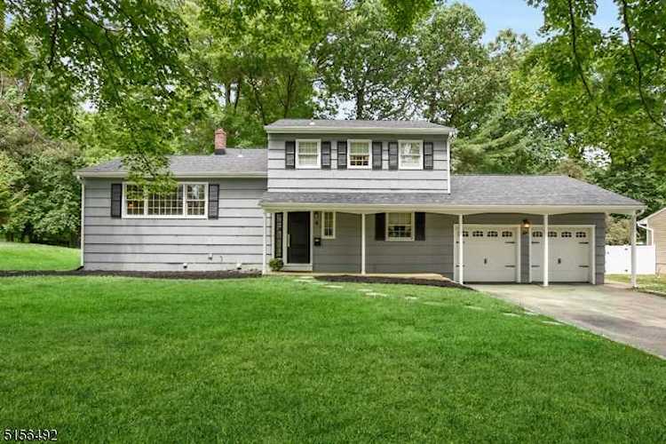 6 Tuxedo Dr Livingston Twp., NJ 07039 | MLS 3788069 Photo 1