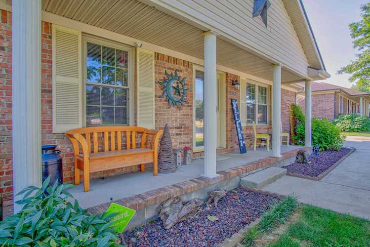 203 Woodspointe Way Wilmore, KY 40390 Photo 1