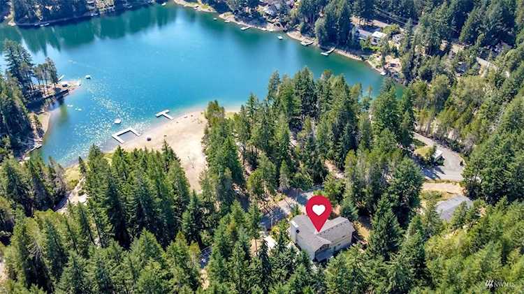 381 NE Lakeshore Dr N Tahuya, WA 98588