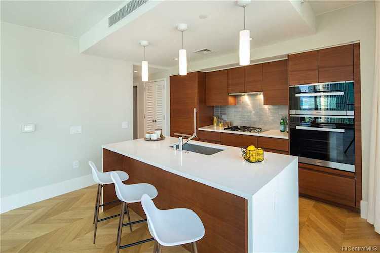 1108 Auahi Street #1608 Honolulu, HI 96814