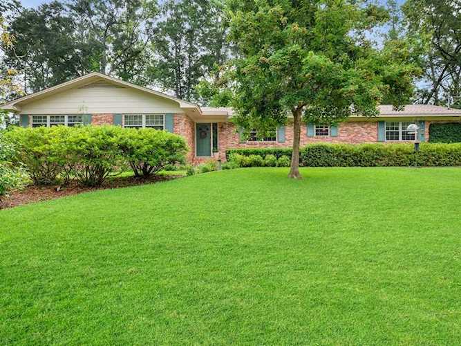 3211 Brookforest Dr Tallahassee, FL 32312 in Lakeshore Estates Photo 1