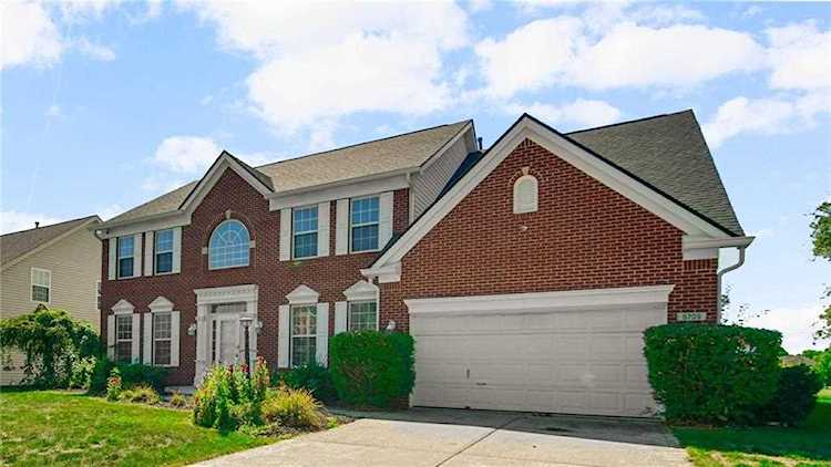 5709 Pebblestone Ct Carmel, IN 46033 | MLS 21879614 Photo 1