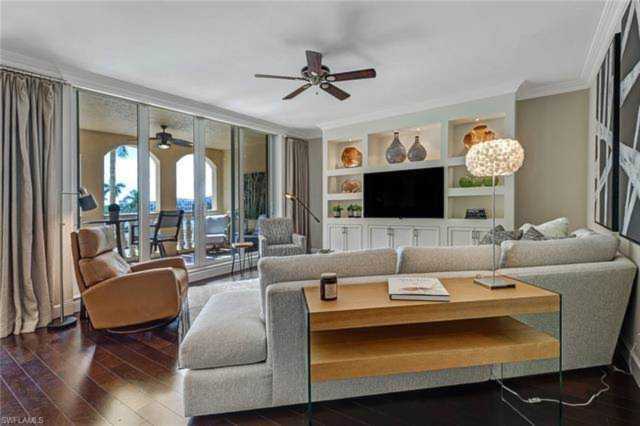 450 Bayfront Pl #4205 Naples, FL 34102