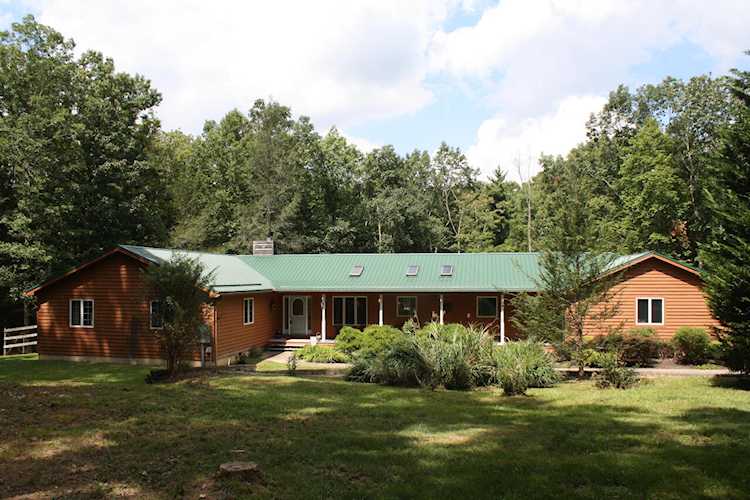 100 Canyon Rim Court Pipestem, WV 25979
