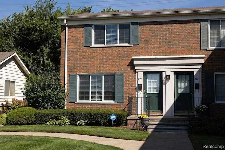 439 Miller Rochester, MI 48307