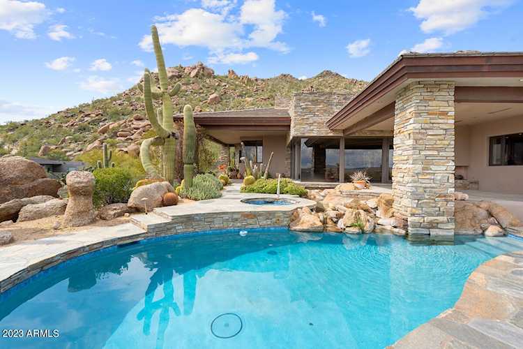 6901 E Restin Road Carefree, AZ 85377