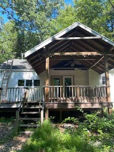 12 Lakeside Ave Sandyston Twp., NJ 07826