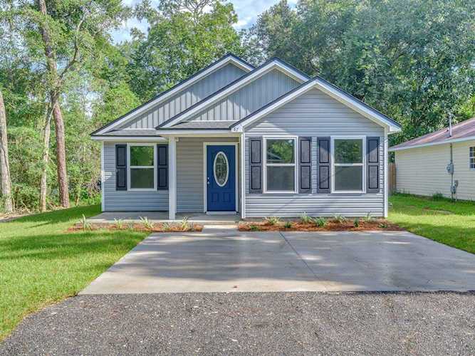 26 Menomini St Crawfordville, FL 32327