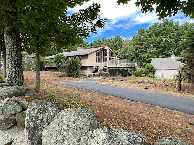 325 West Rd Rye, NH 03870