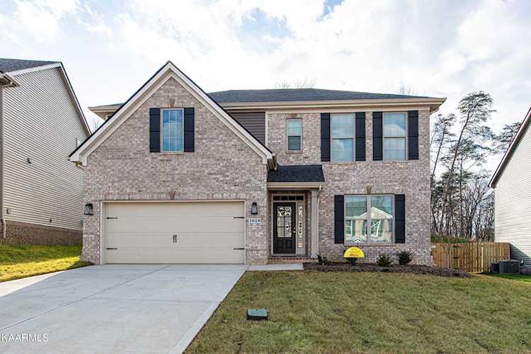1618 Ridge Climber Rd Knoxville, TN 37922