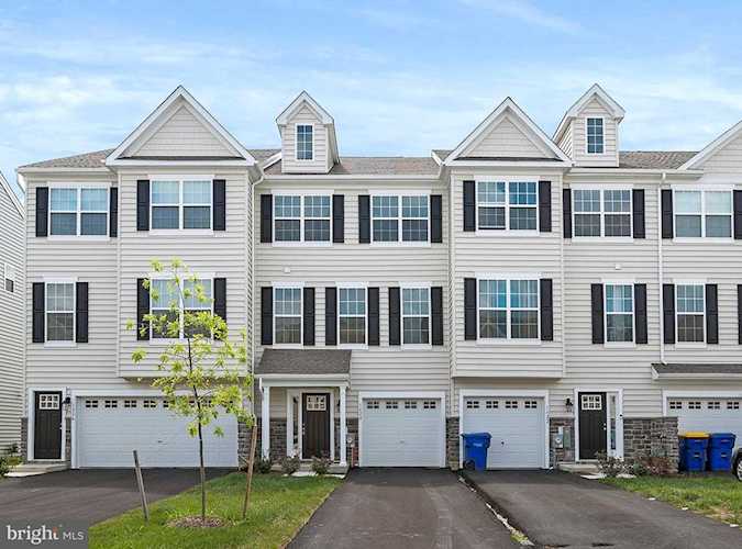 1439 Carrick Ct Middletown, DE 19709