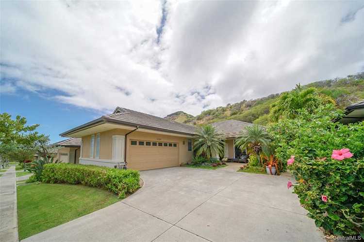 1028 Koko Uka Place Honolulu, HI 96825