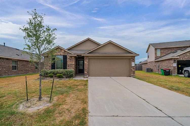 23106 Gold Run Dr Spring, TX 77373