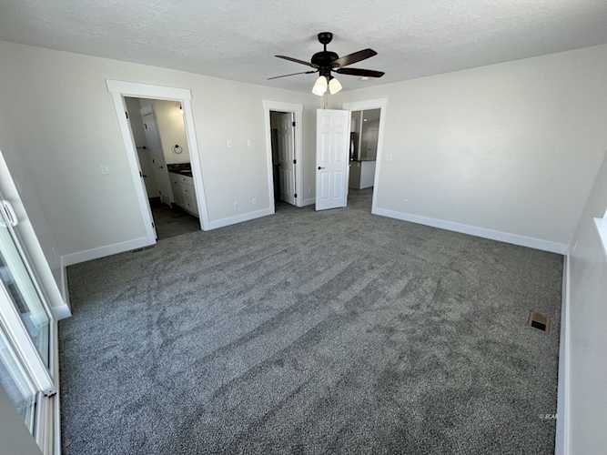 1259 Amber Way Elko, NV 89801 MLS 3621700