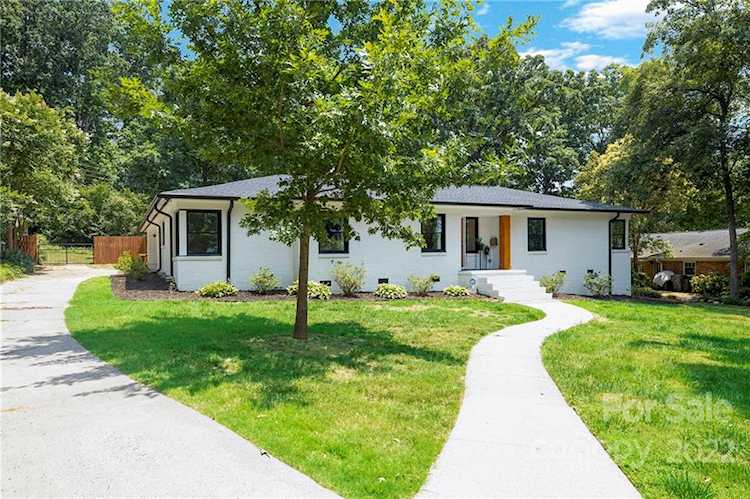 5551 Robinhood Rd Charlotte, NC 28211