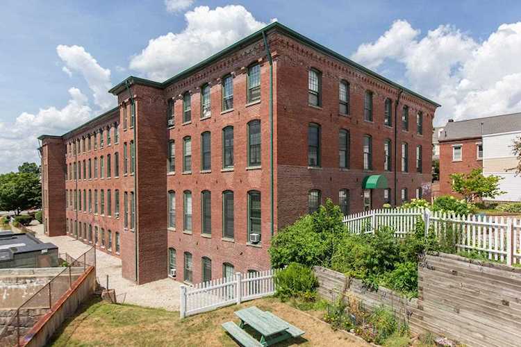 100 Main St #305 Pembroke, NH 03275 | MLS 4924550 Photo 1
