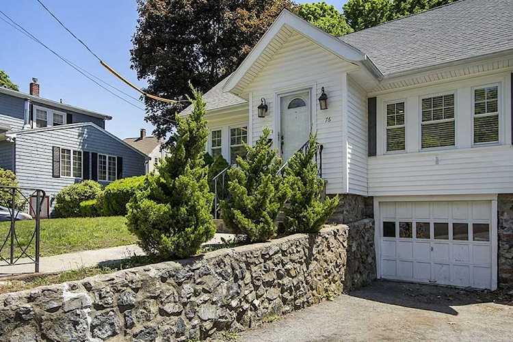 76 Perkins St Stoneham, MA 02180