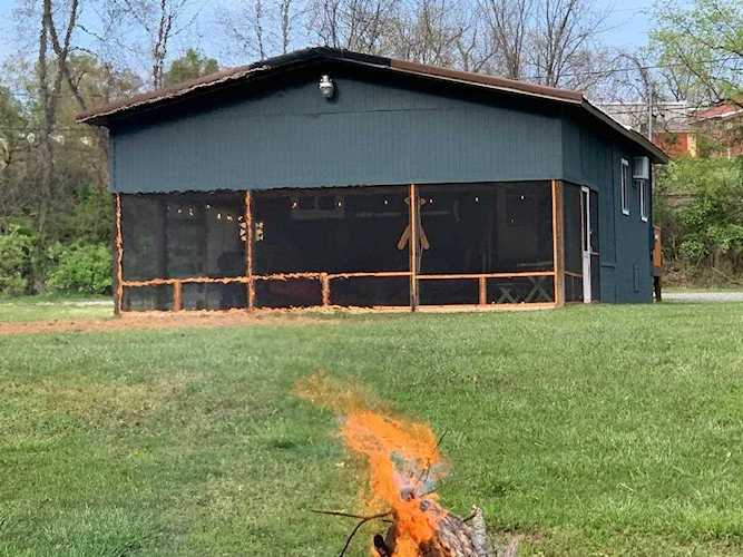 1726 Glen Ray Rd Alderson, WV 24910