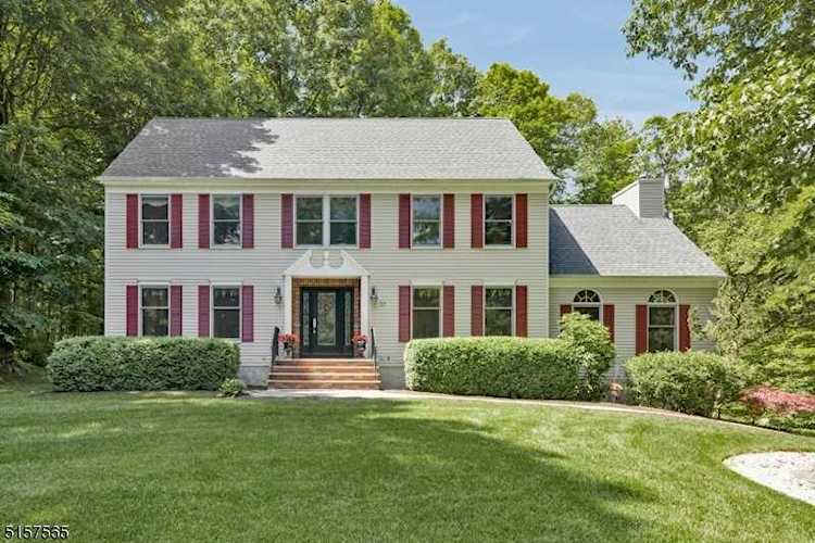 21 Pheasant Walk - Home for Sale in Sparta Twp. NJ Photo 1