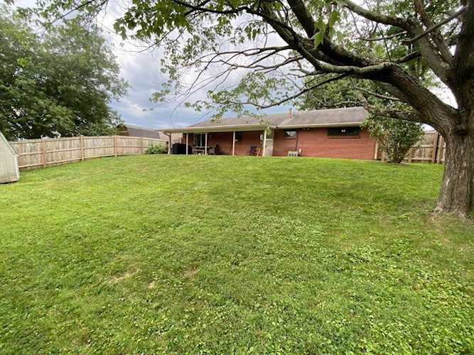 912 Sharon Drive Lebanon, OH 45036