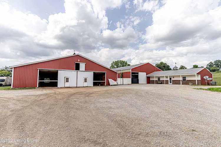 844 Noland Pike Simpsonville, KY 40067