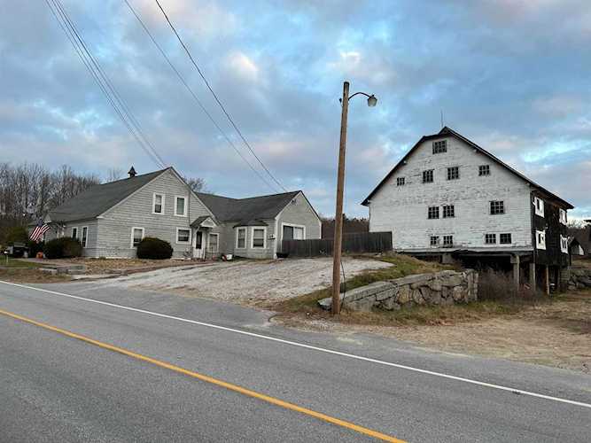 432 Dearborn Rd Auburn, NH 03032