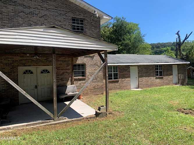 1150 Lake City Hwy Hwy Clinton, TN 37716