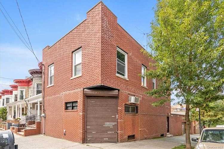 2921 Heath Avenue Bronx, NY 10463