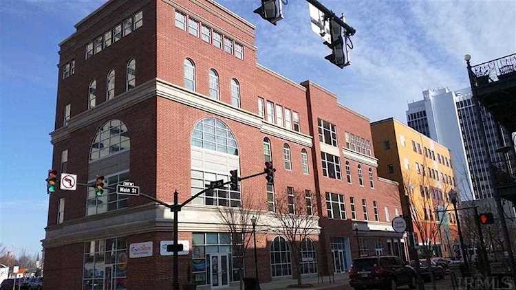 300 Main Street #1-D2 Evansville, IN 47708