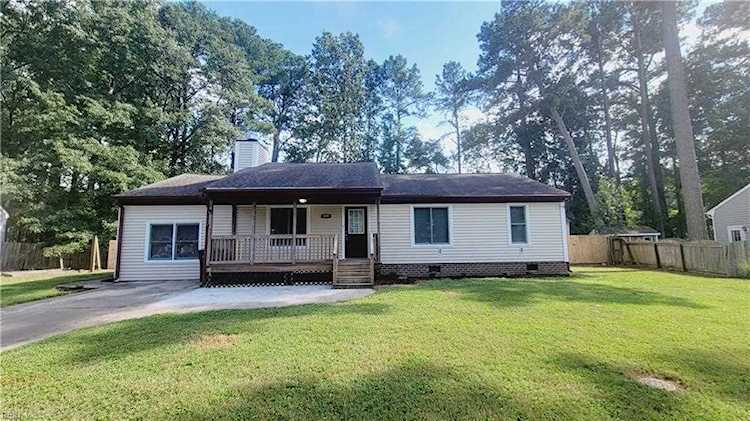 609 Oak Mears Cove Chesapeake, VA 23323 home for sale, MLS#10455146 - Crescas Real Estate Photo 1