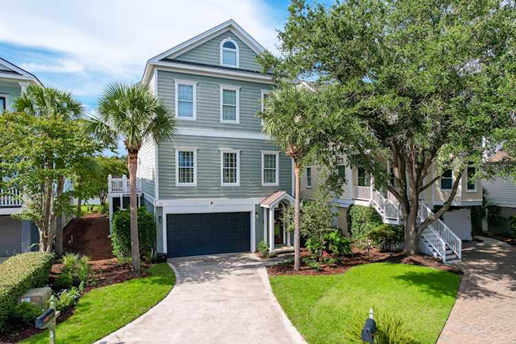 19 Morgan Pl Dr Isle Of Palms, SC 29451