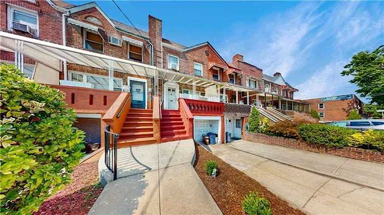 2983 Avenue R Brooklyn, NY 11229