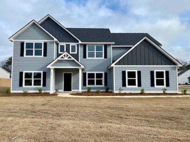 1001 Sawyer Dr Opelika, AL 36801