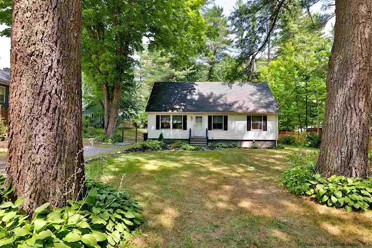 8 Esopus Avenue in Phoenicia, NY 12464 | Phoenicia NY home for sale Photo 1