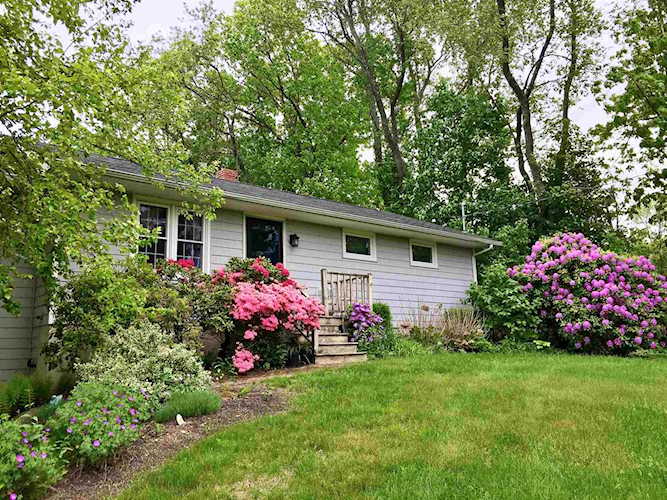 Bean Group | 21 Tuttle Ln Greenland 03840 NH | home for sale Photo 1