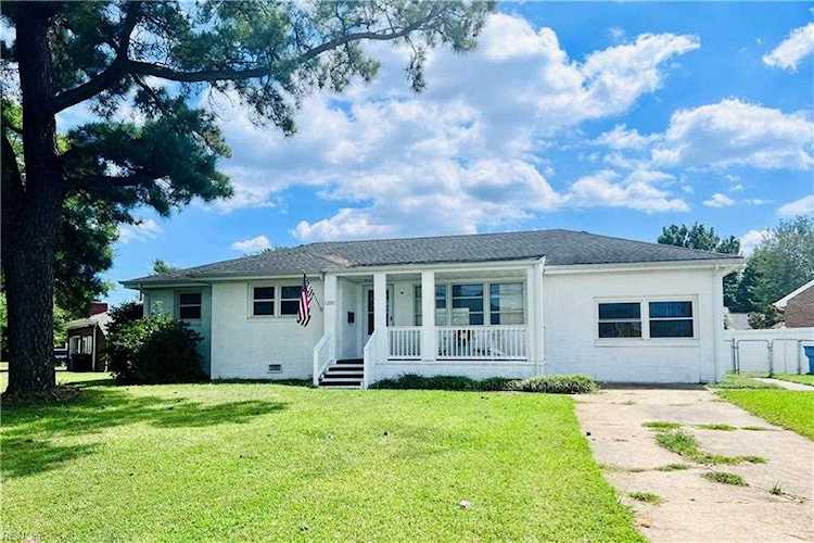 1200 Point Reel Rd Chesapeake, VA 23325 home for sale, MLS#10455228 - Crescas Real Estate Photo 1