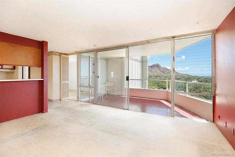 2600 Pualani Way #1705 Honolulu, HI 96815